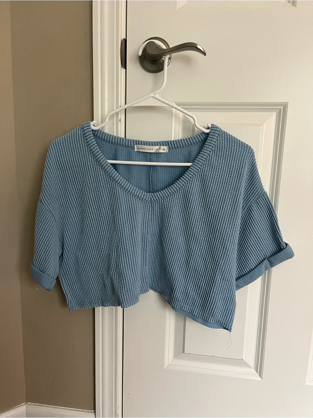 Altar’d State Ribbed Crop V Neck Top